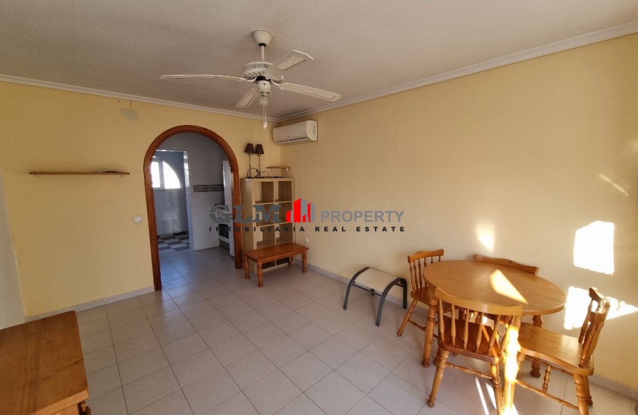 Resale - Apartment - LOS NAREJOS - Oasis