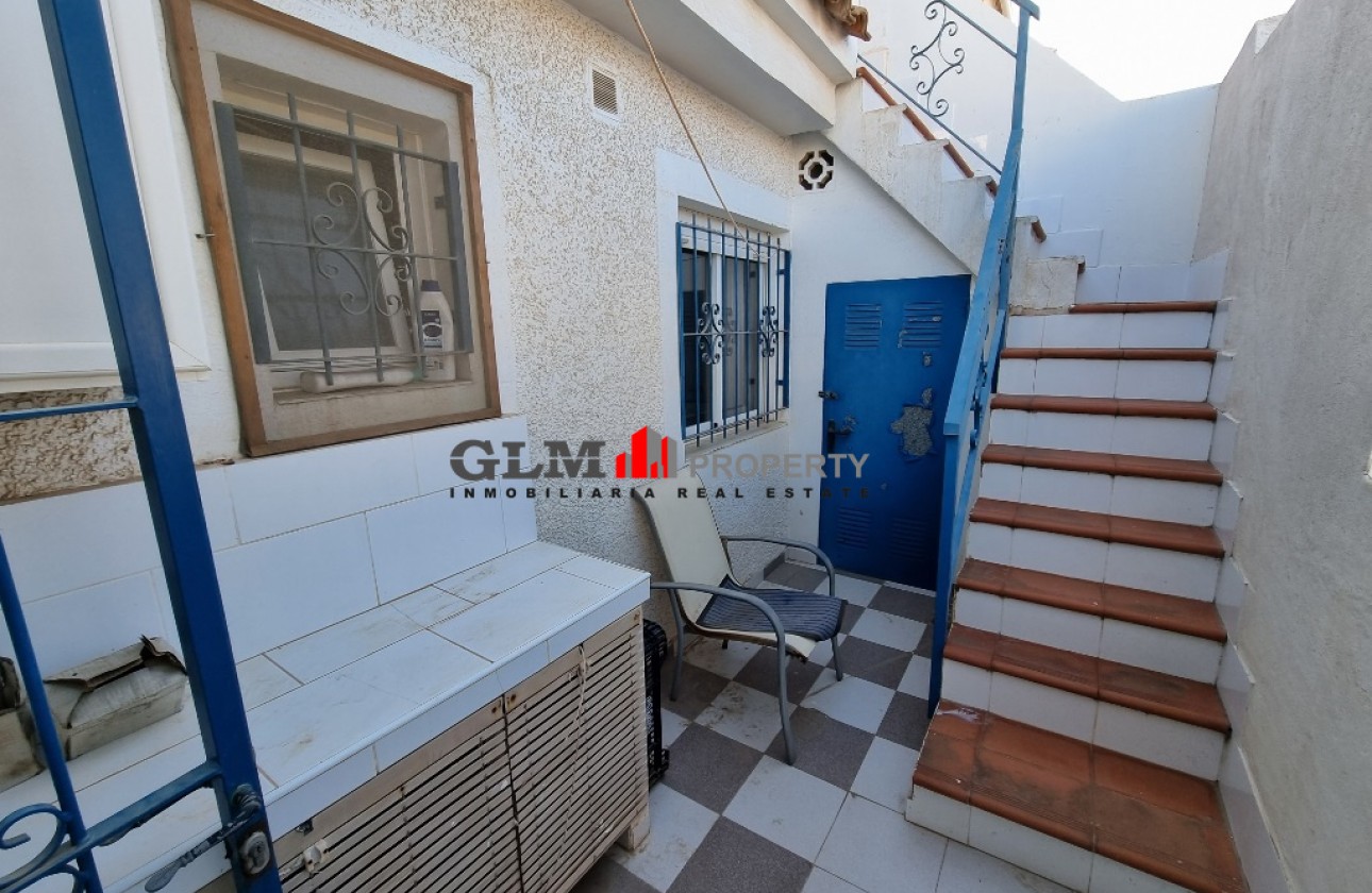 Resale - Apartment - LOS NAREJOS - Oasis