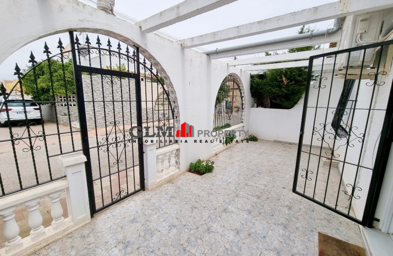 Resale - Apartment - LOS NAREJOS - Oasis