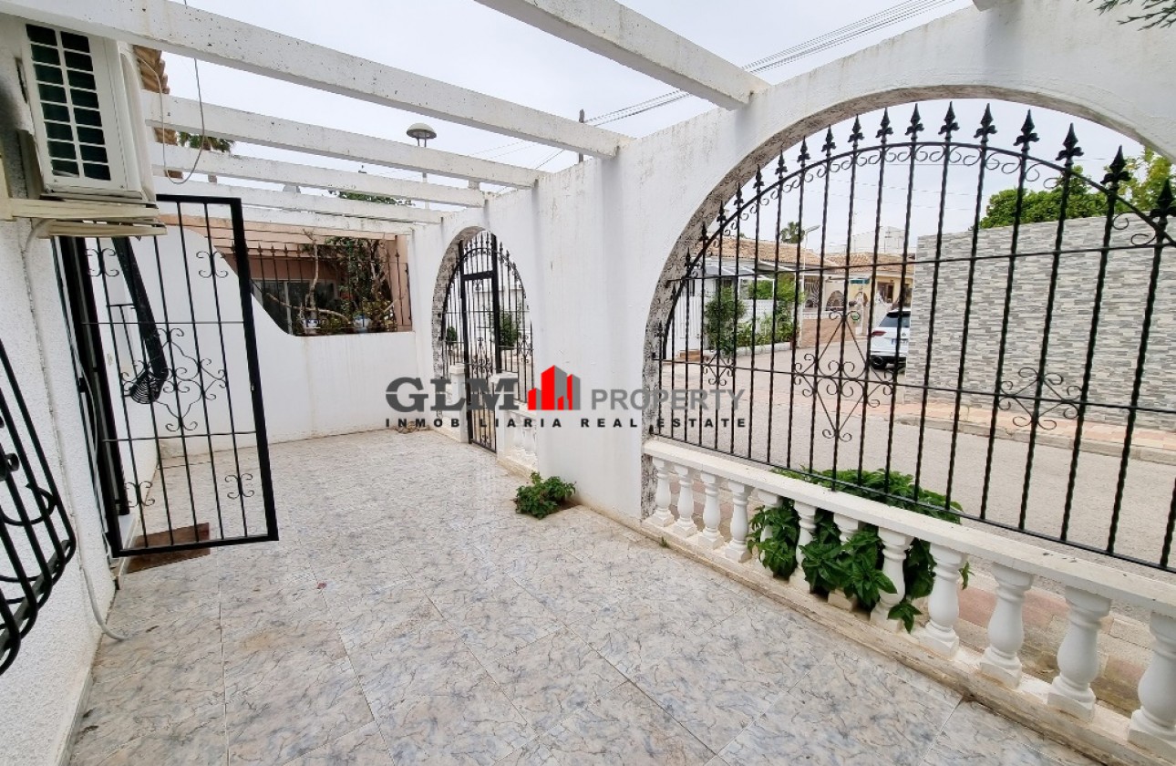 Resale - Apartment - LOS NAREJOS - Oasis