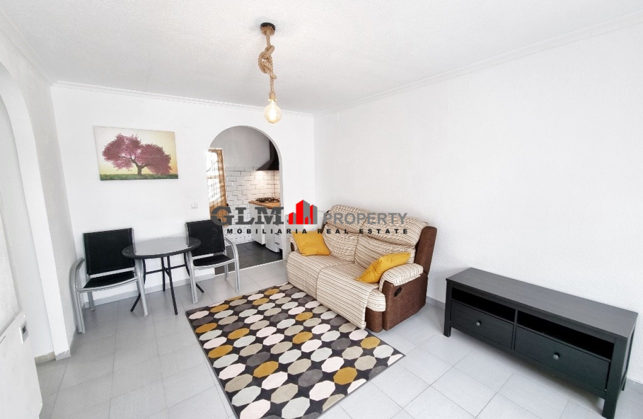 Resale - Apartment - LOS NAREJOS - Oasis