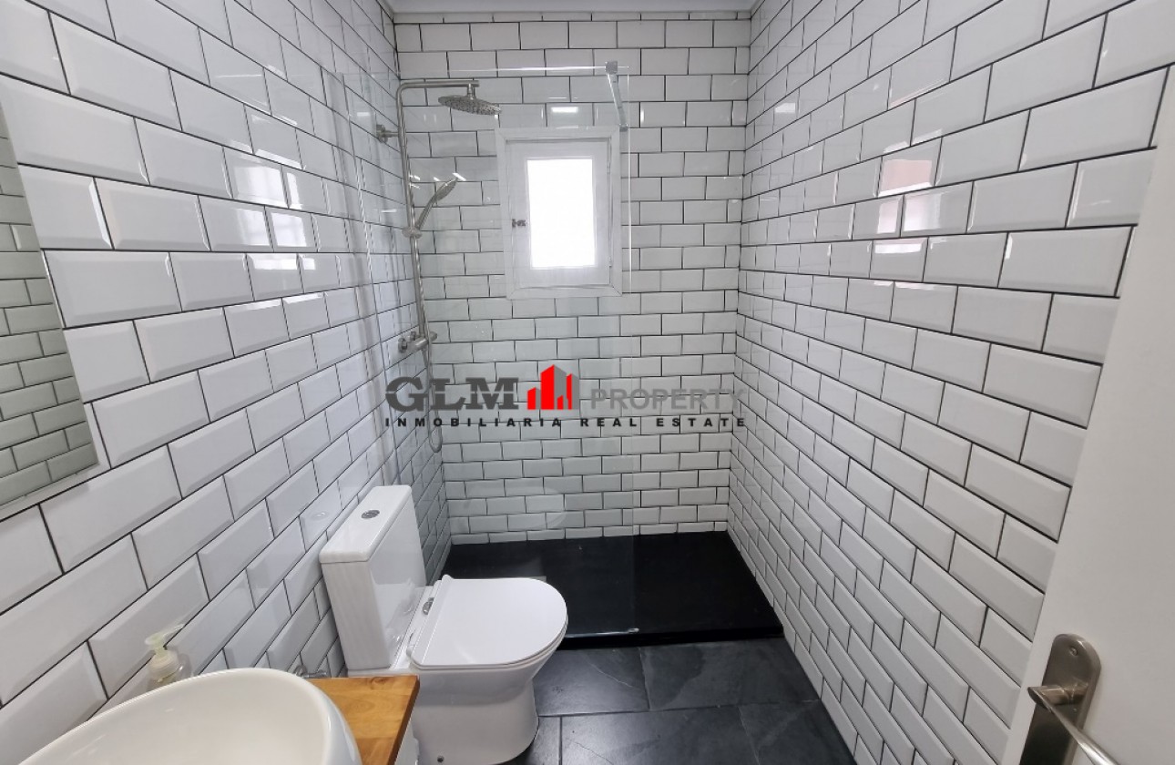 Resale - Apartment - LOS NAREJOS - Oasis