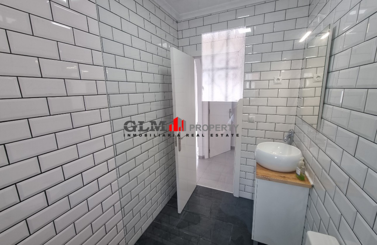 Resale - Apartment - LOS NAREJOS - Oasis