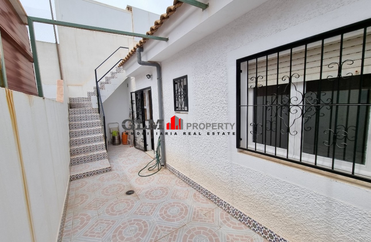 Resale - Apartment - LOS NAREJOS - Oasis