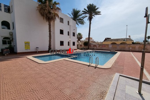 Resale - Apartment - LOS NAREJOS - Oasis