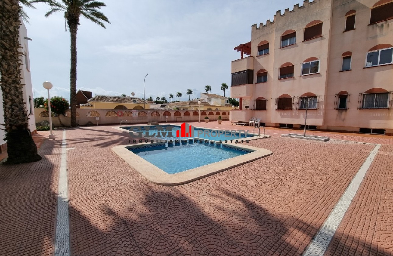 Resale - Apartment - LOS NAREJOS - Oasis