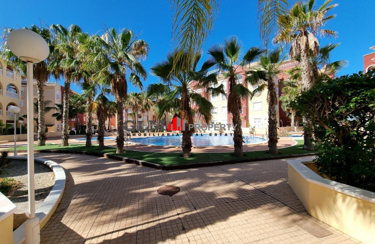 Resale - Apartment - Los Alcázares - Puerto Marina