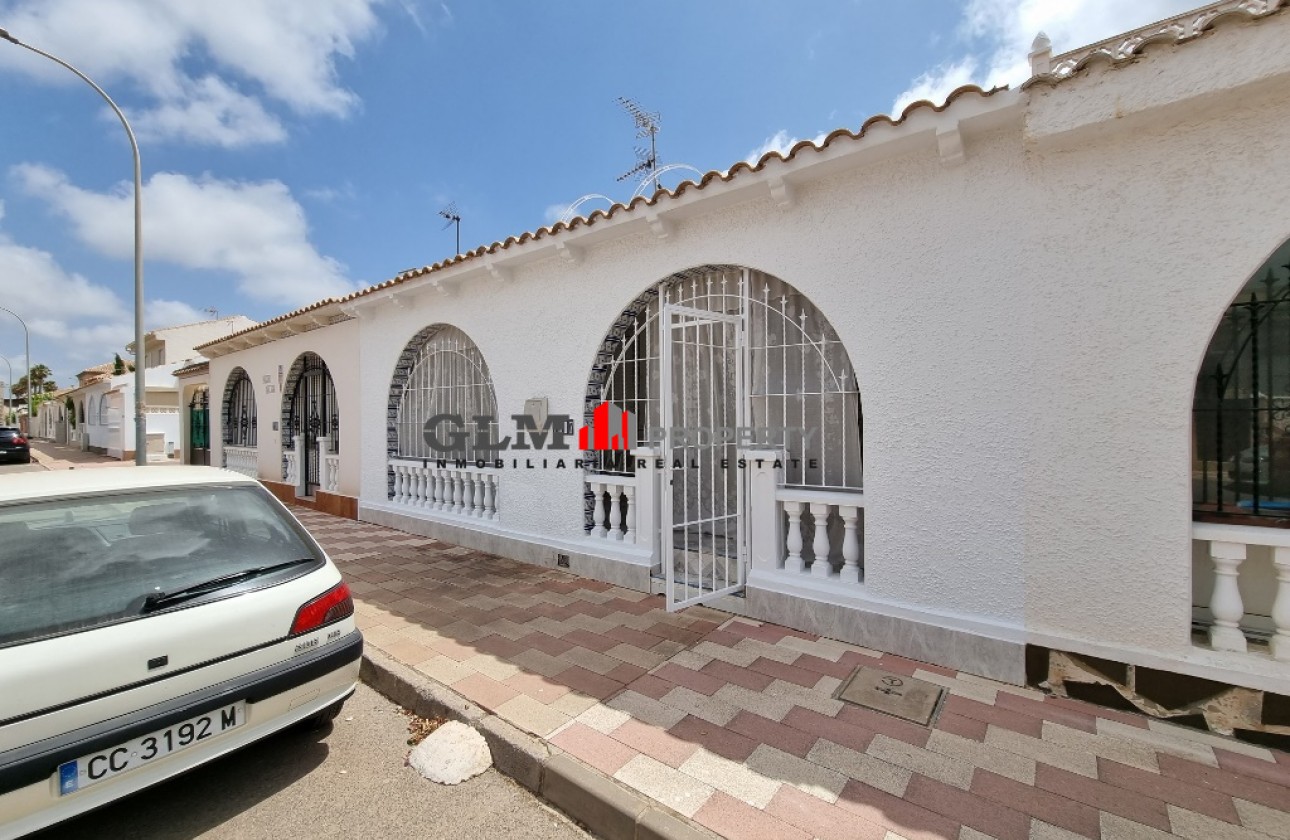 Resale - Apartment - LOS NAREJOS - Oasis