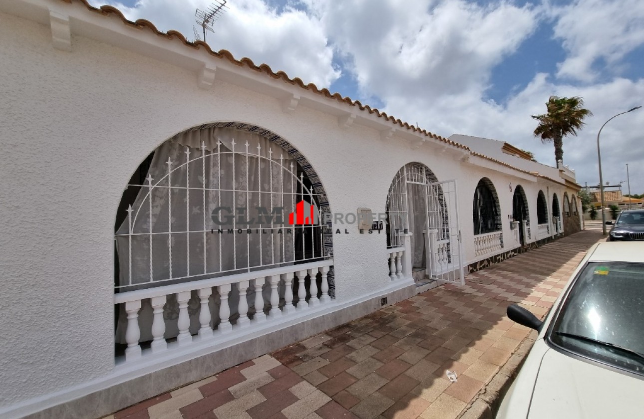 Resale - Apartment - LOS NAREJOS - Oasis