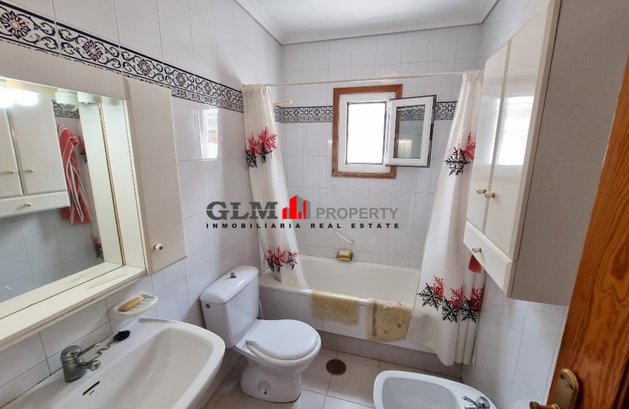 Resale - Apartment - LOS NAREJOS - Oasis