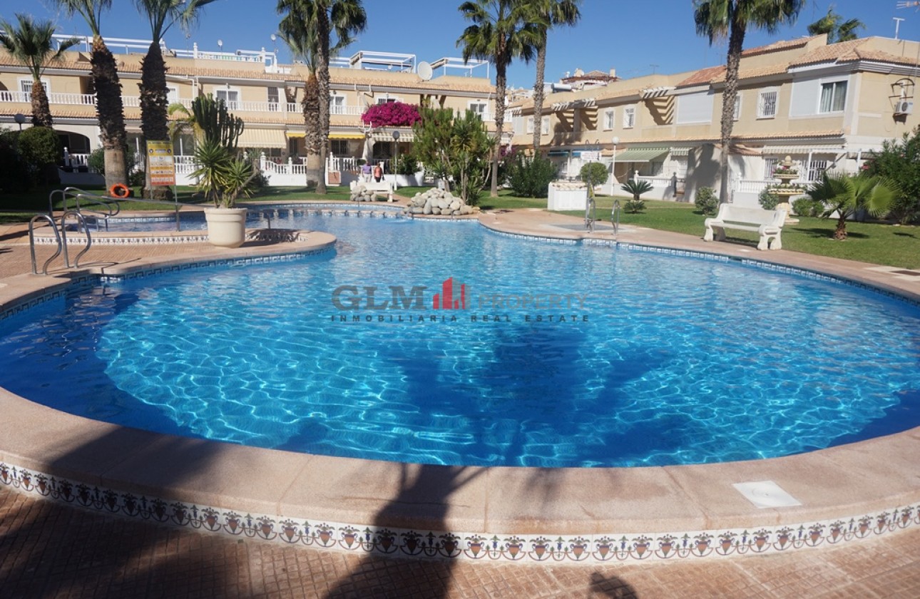 Resale - Apartment - Los Alcázares - El Divino