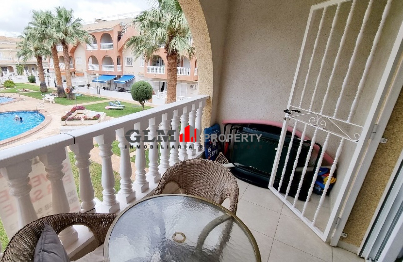 Resale - Apartment - Los Alcázares - El Divino