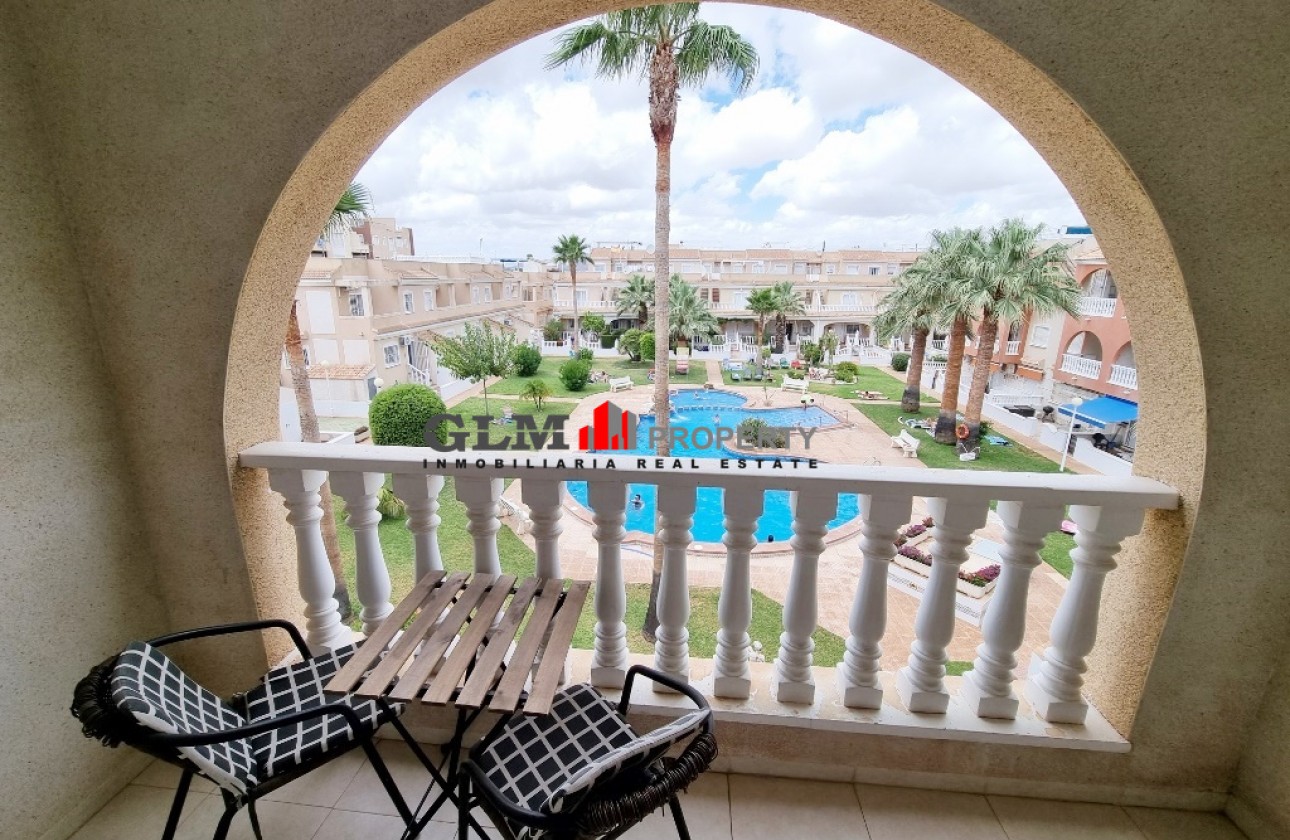 Resale - Apartment - Los Alcázares - El Divino