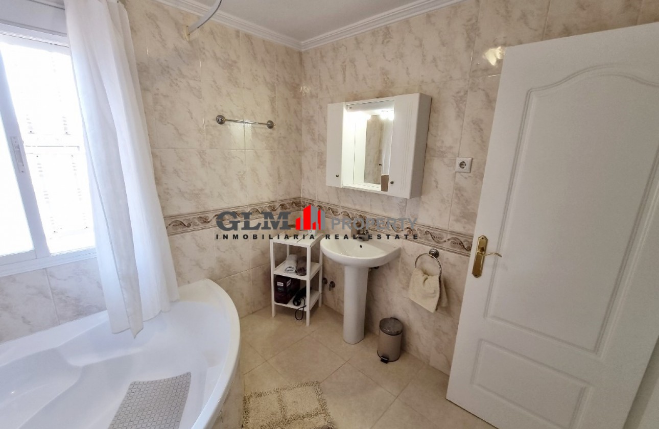 Resale - Apartment - Los Alcázares - El Divino