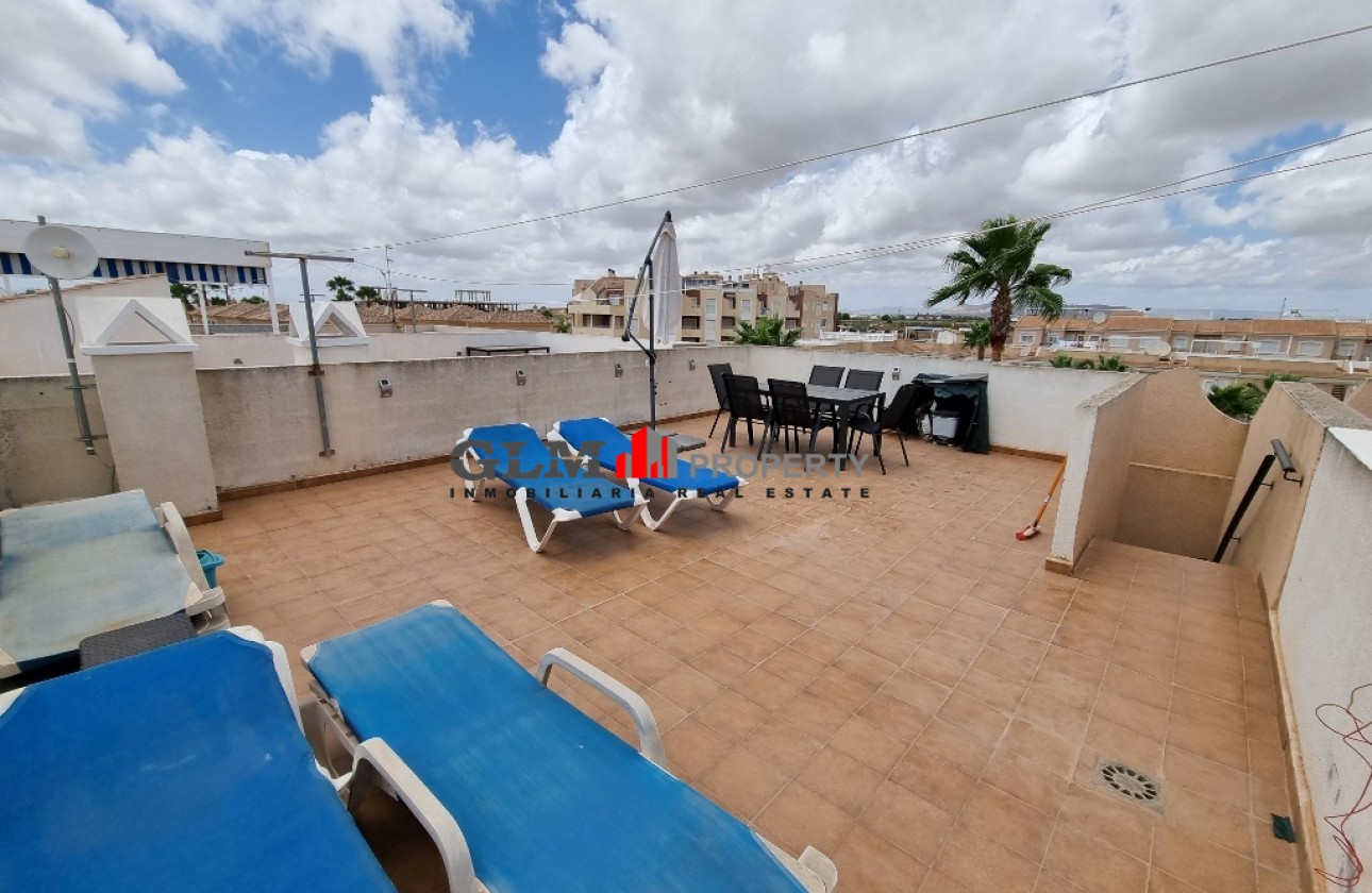 Resale - Apartment - Los Alcázares - El Divino