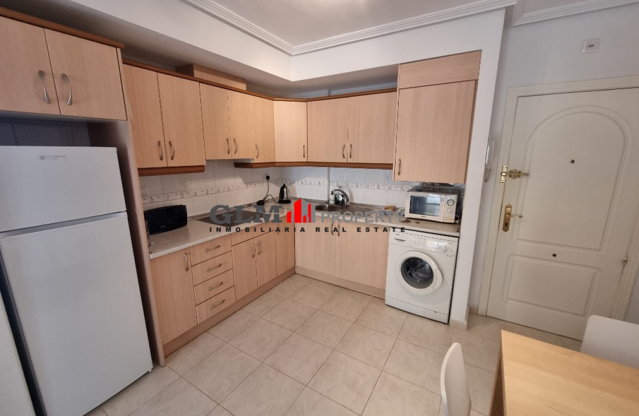 Resale - Apartment - Los Alcázares - Puerto Marina