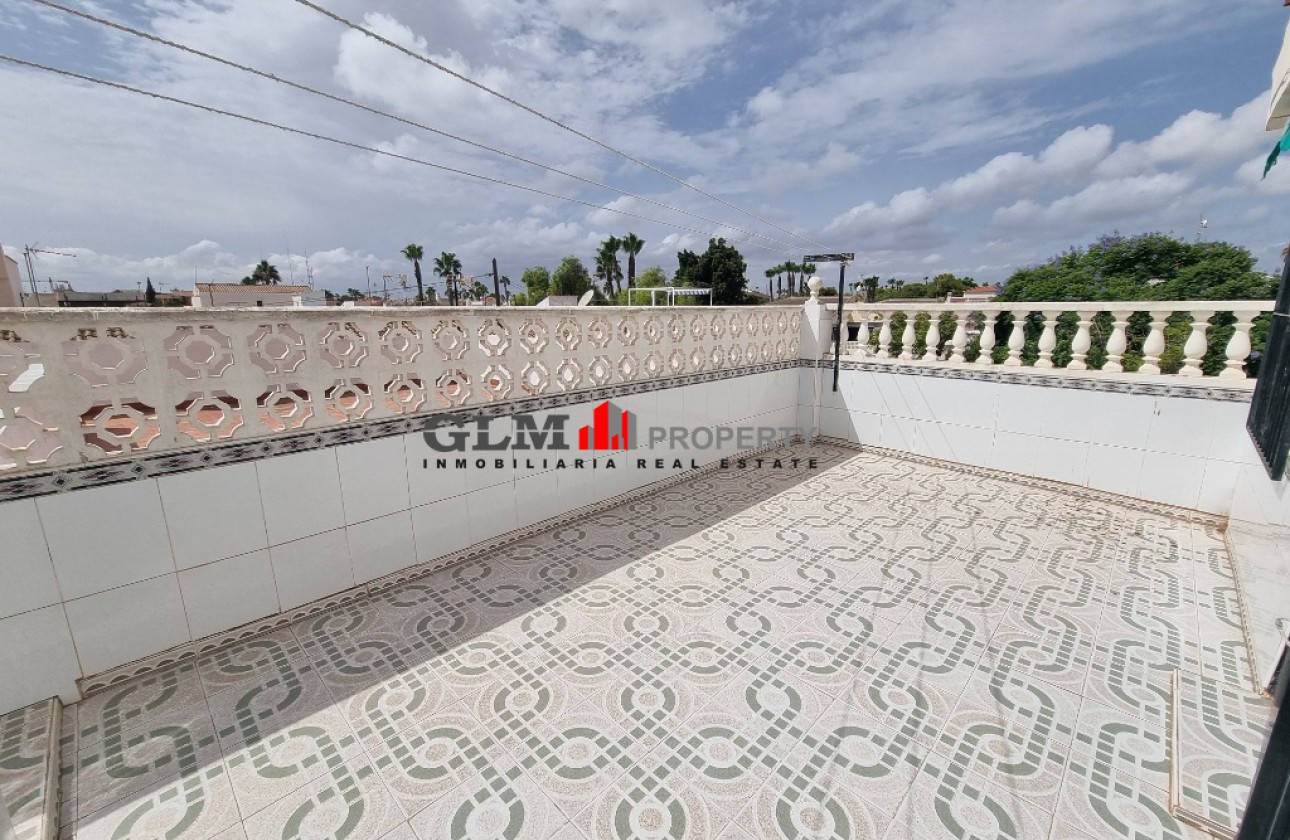 Resale - Apartment - LOS NAREJOS - Oasis