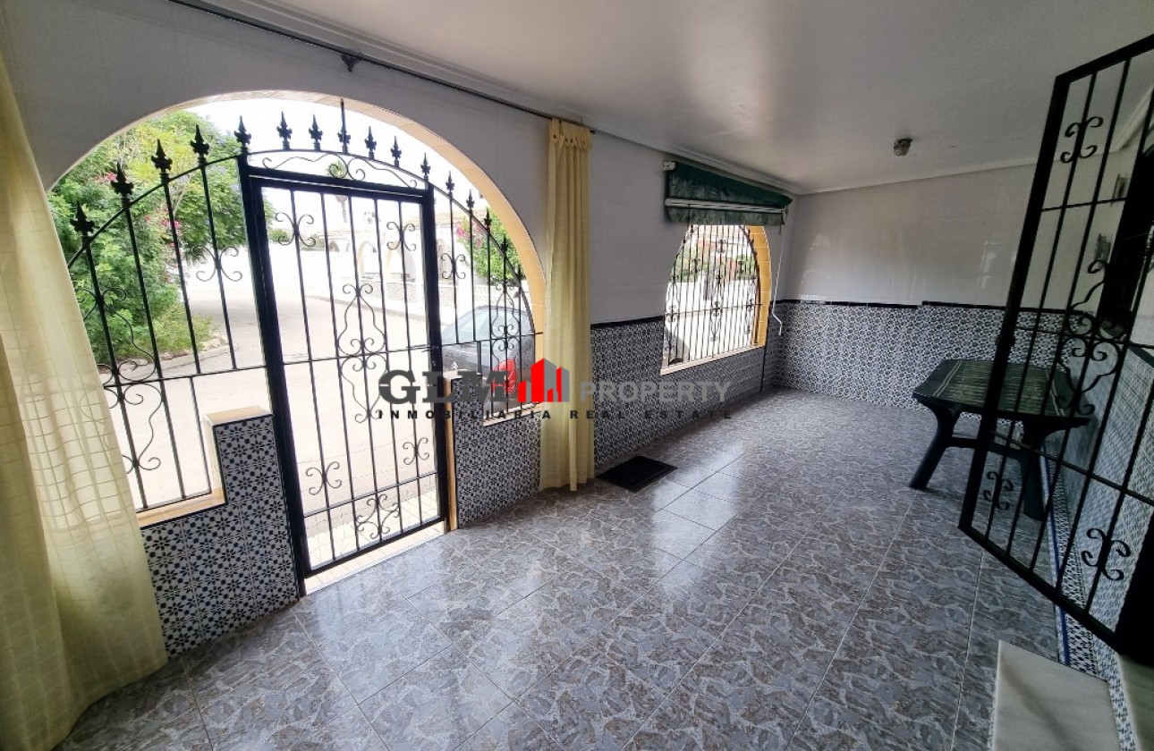 Resale - Apartment - LOS NAREJOS - Oasis