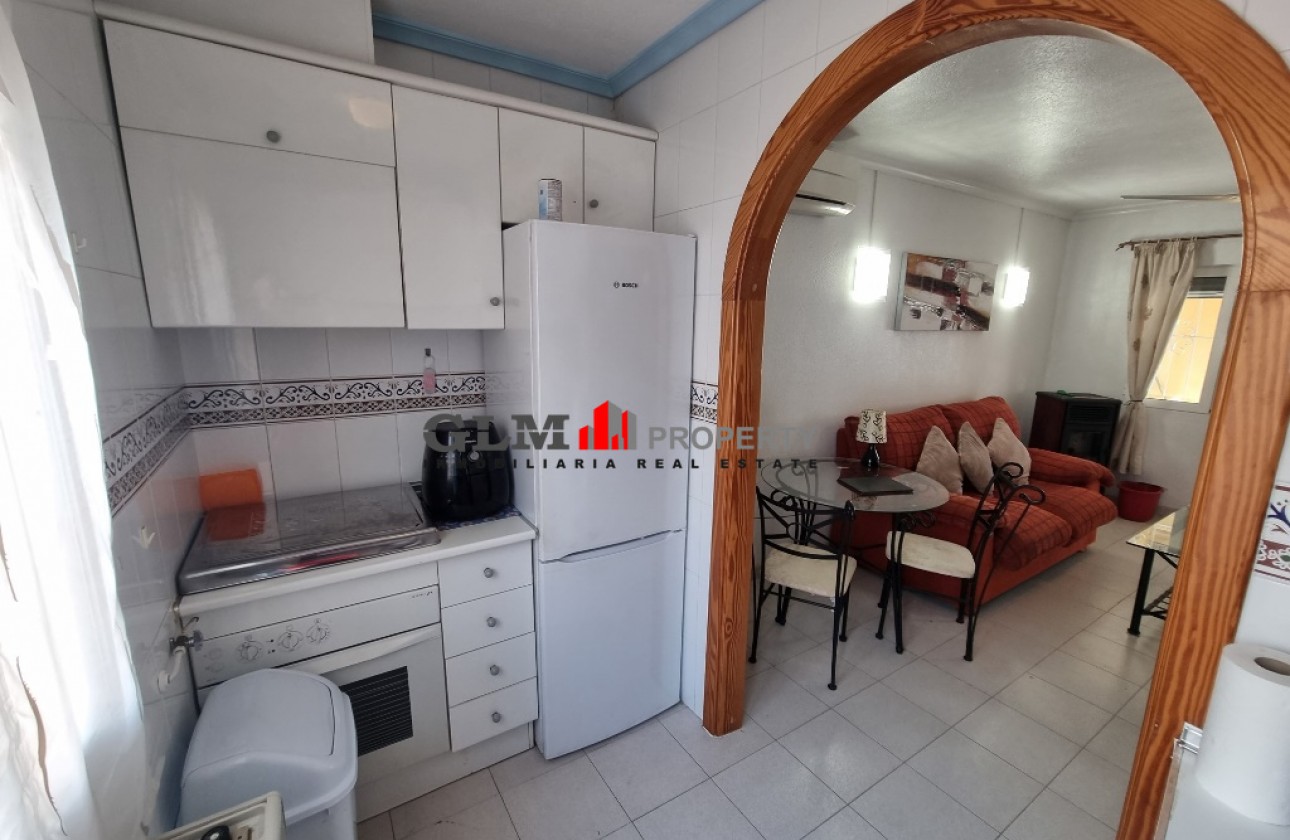 Resale - Apartment - LOS NAREJOS - Oasis