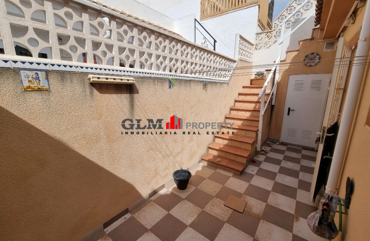 Resale - Apartment - LOS NAREJOS - Oasis