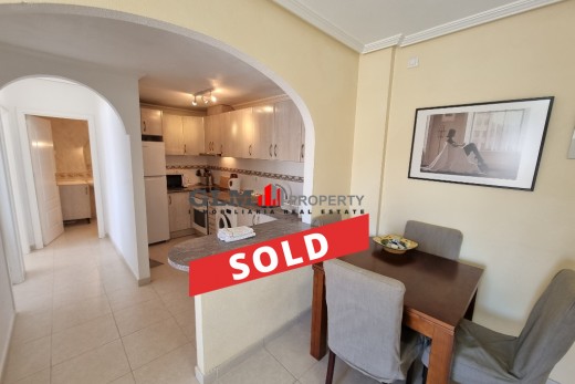 Resale - Apartment - Los Alcázares - Abril