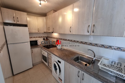 Resale - Apartment - Los Alcázares - Abril