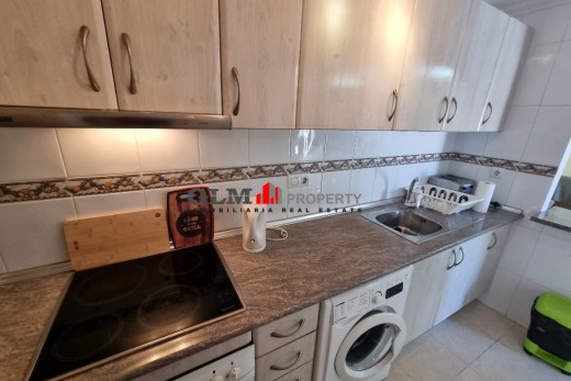 Resale - Apartment - Los Alcázares - Abril