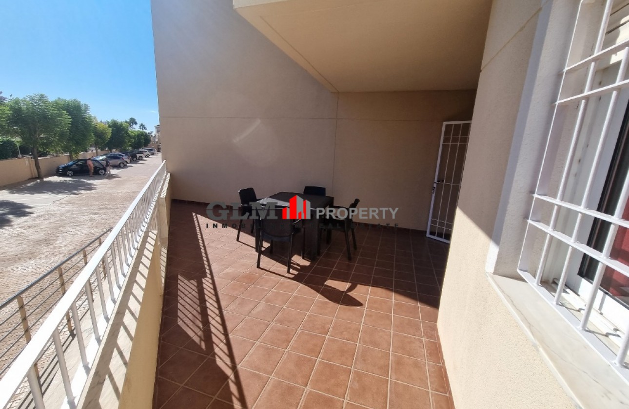 Resale - Apartment - Los Alcázares - Albatros