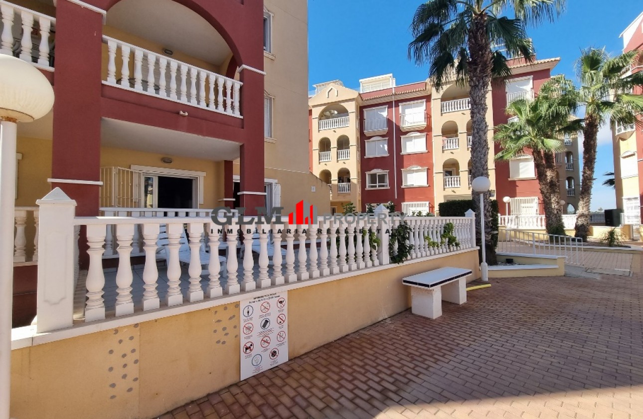 Resale - Apartment - Los Alcázares - Puerto Marina