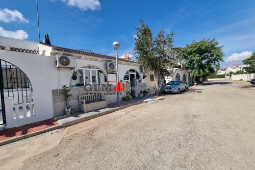 Resale - Apartment - LOS NAREJOS - Oasis