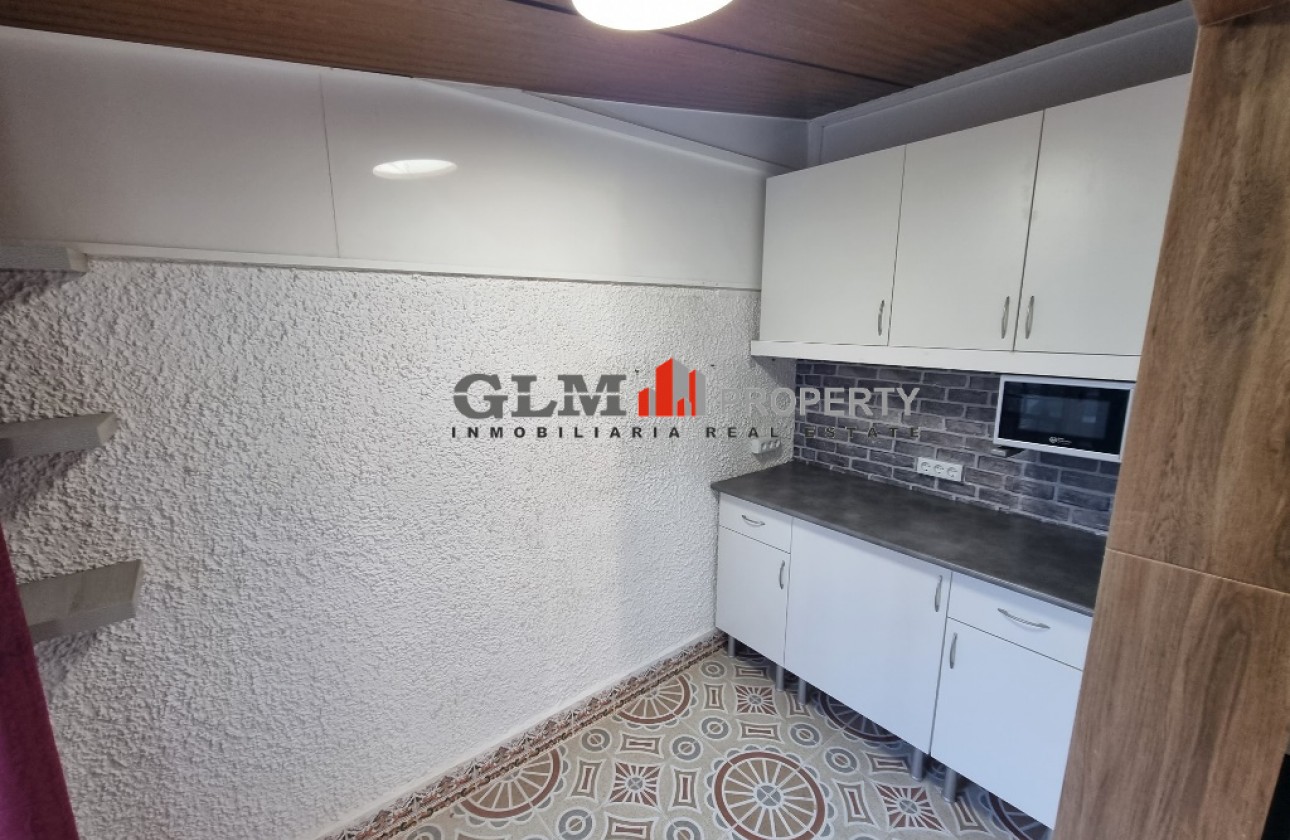 Resale - Apartment - LOS NAREJOS - Oasis