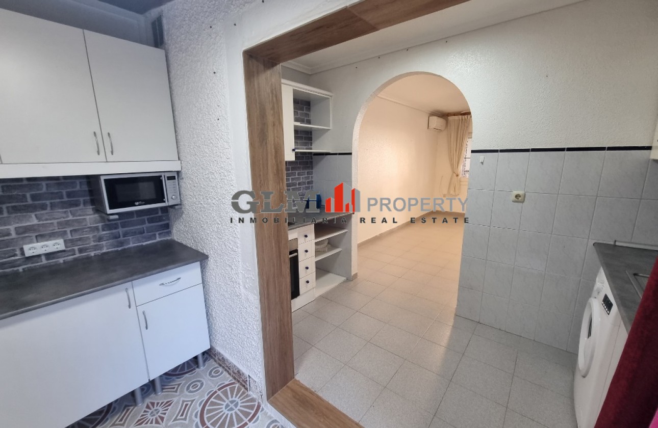 Resale - Apartment - LOS NAREJOS - Oasis