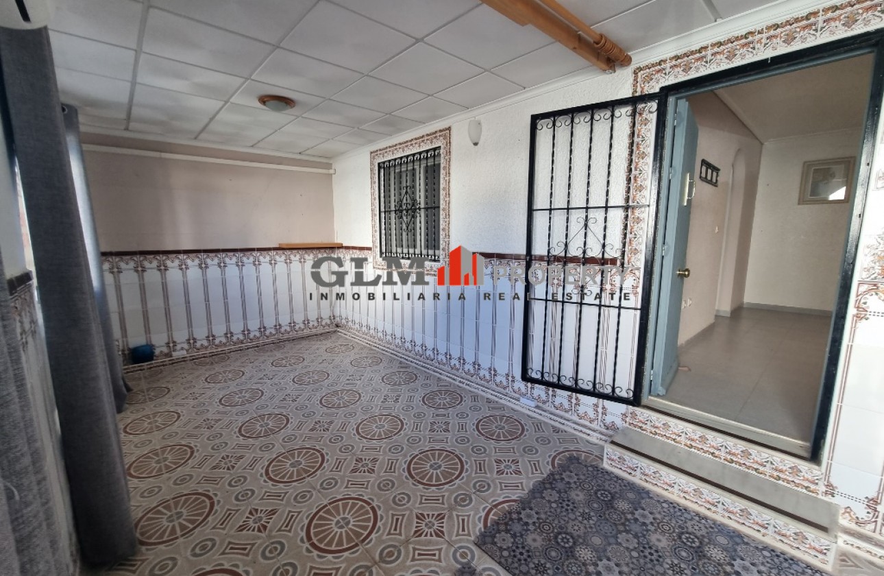 Resale - Apartment - LOS NAREJOS - Oasis