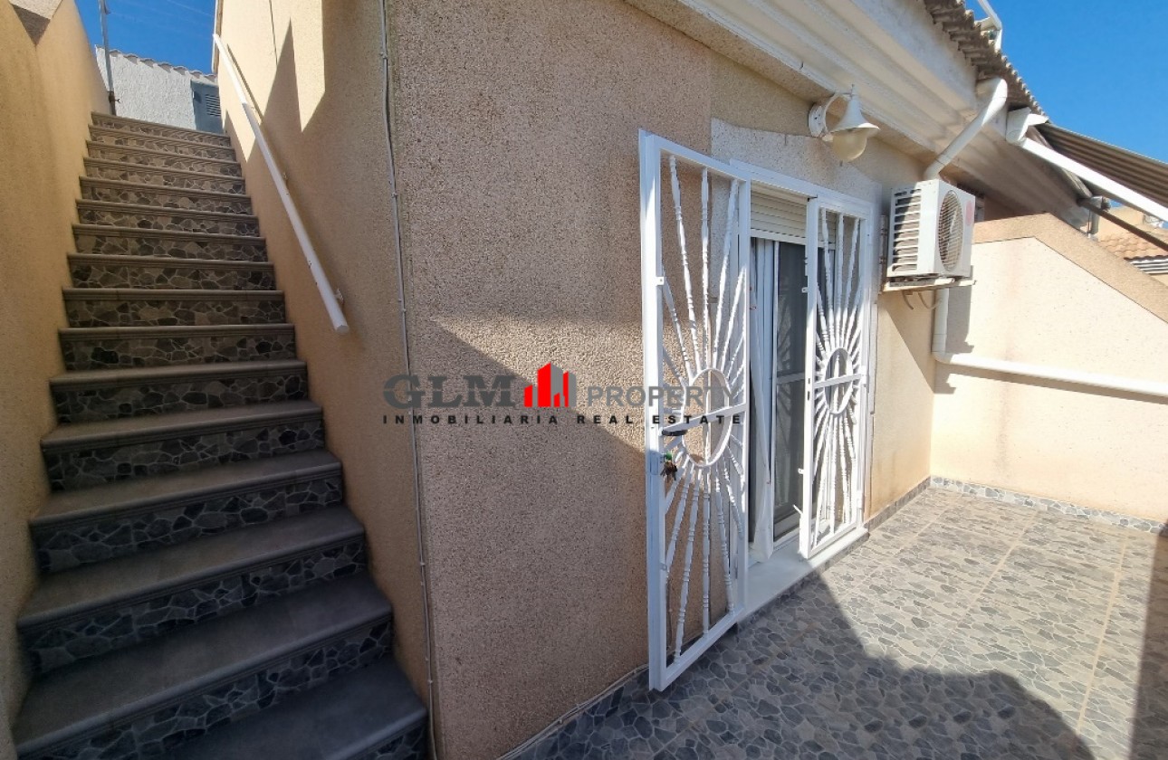 Resale - Apartment - Los Alcázares - El Divino