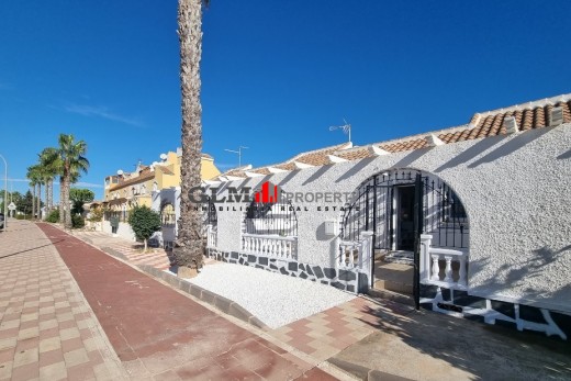 Resale - Apartment - LOS NAREJOS - Oasis