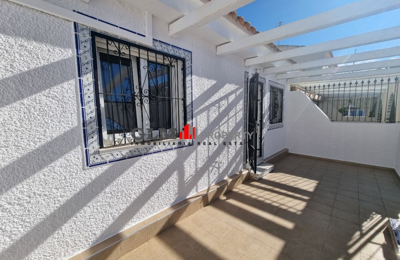 Resale - Apartment - LOS NAREJOS - Oasis