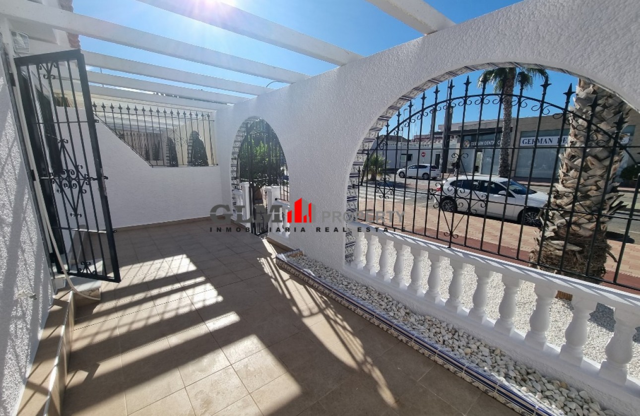 Resale - Apartment - LOS NAREJOS - Oasis