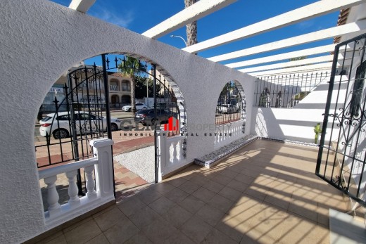 Resale - Apartment - LOS NAREJOS - Oasis