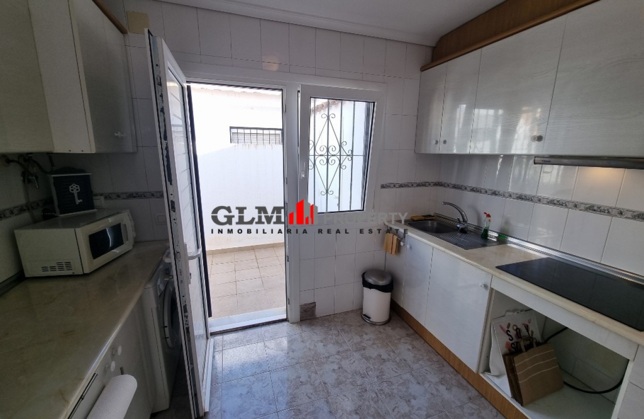 Resale - Apartment - LOS NAREJOS - Oasis