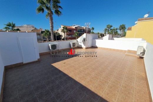 Resale - Apartment - LOS NAREJOS - Oasis