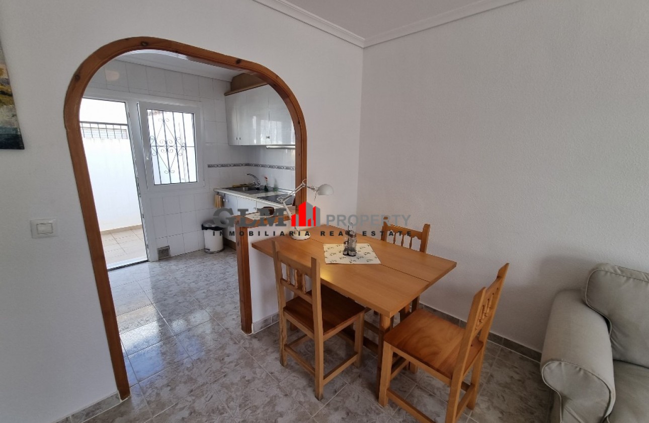Resale - Apartment - LOS NAREJOS - Oasis