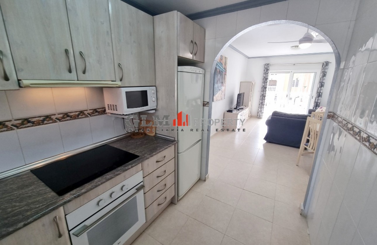 Resale - Apartment - Los Alcázares - El Divino