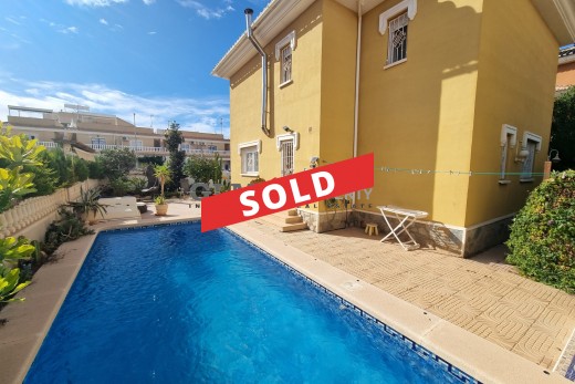 Resale - Apartment - Los Alcázares - Pueblo Patricia