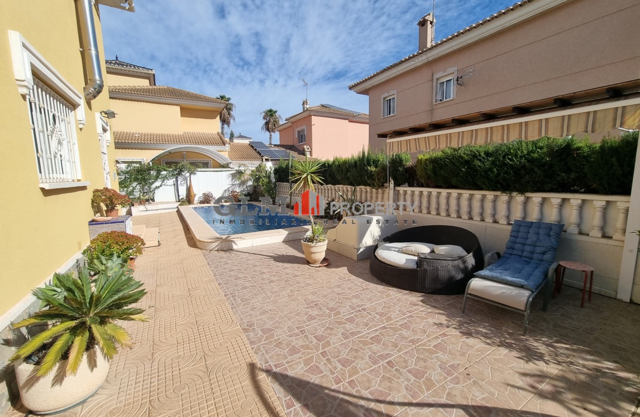 Resale - Apartment - Los Alcázares - Pueblo Patricia