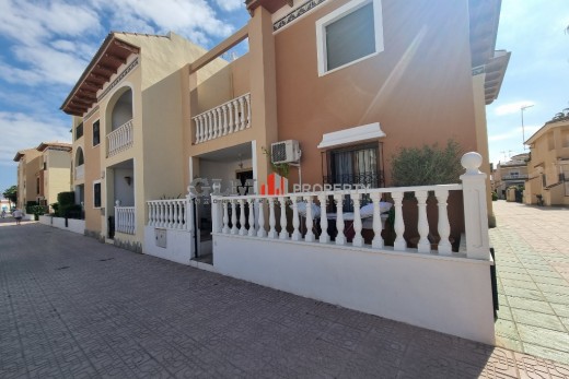 Resale - Apartment - Los Alcázares - Playa III