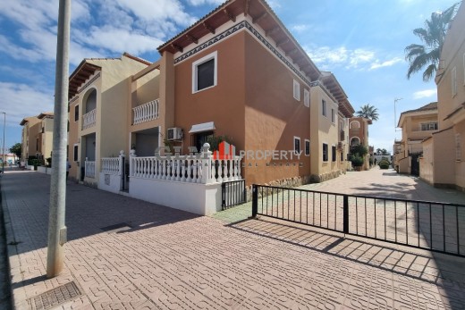 Resale - Apartment - Los Alcázares - Playa III