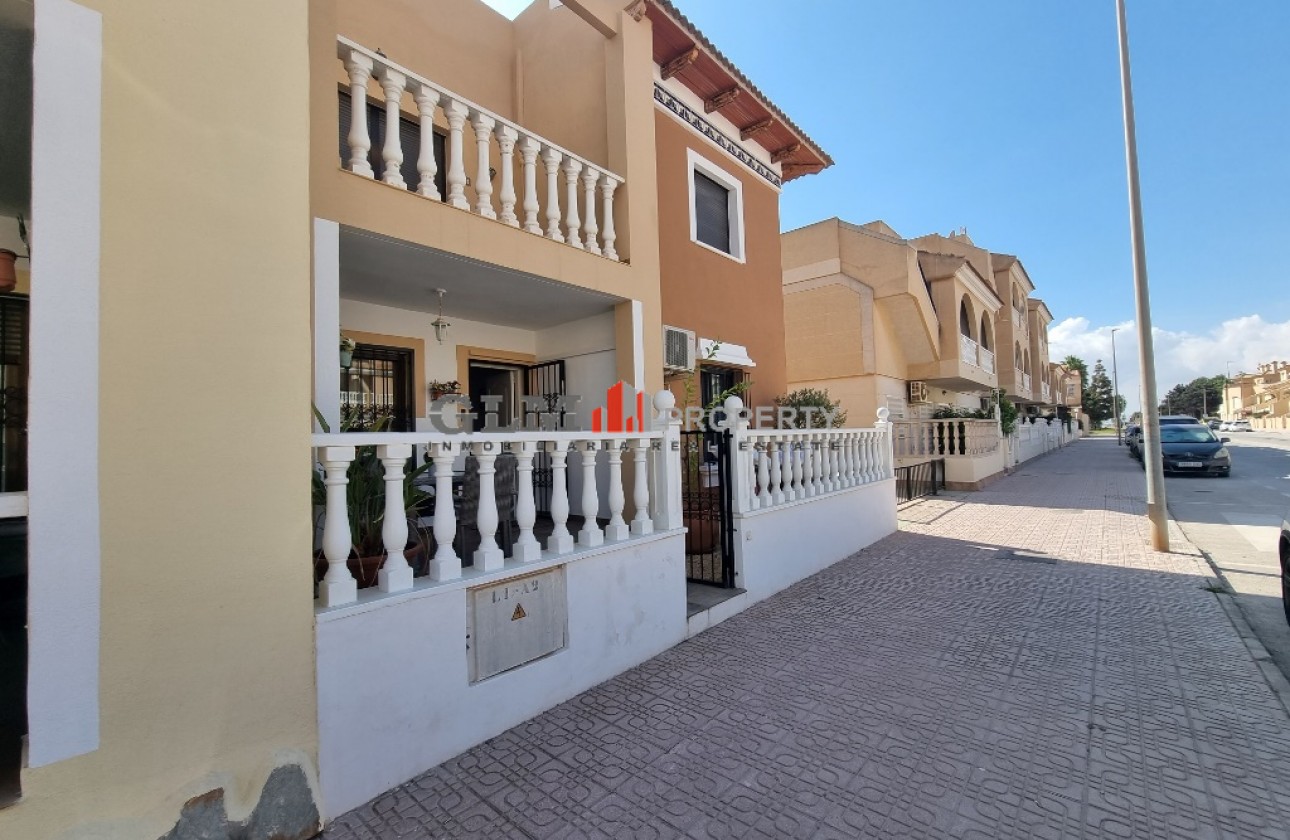 Resale - Apartment - Los Alcázares - Playa III