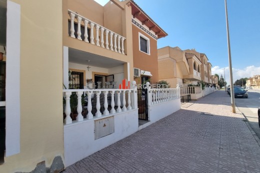 Resale - Apartment - Los Alcázares - Playa III