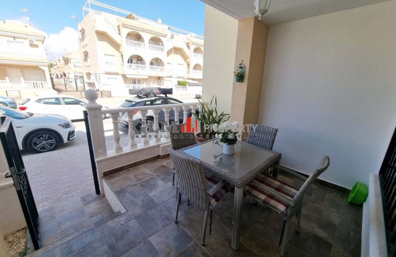 Resale - Apartment - Los Alcázares - Playa III