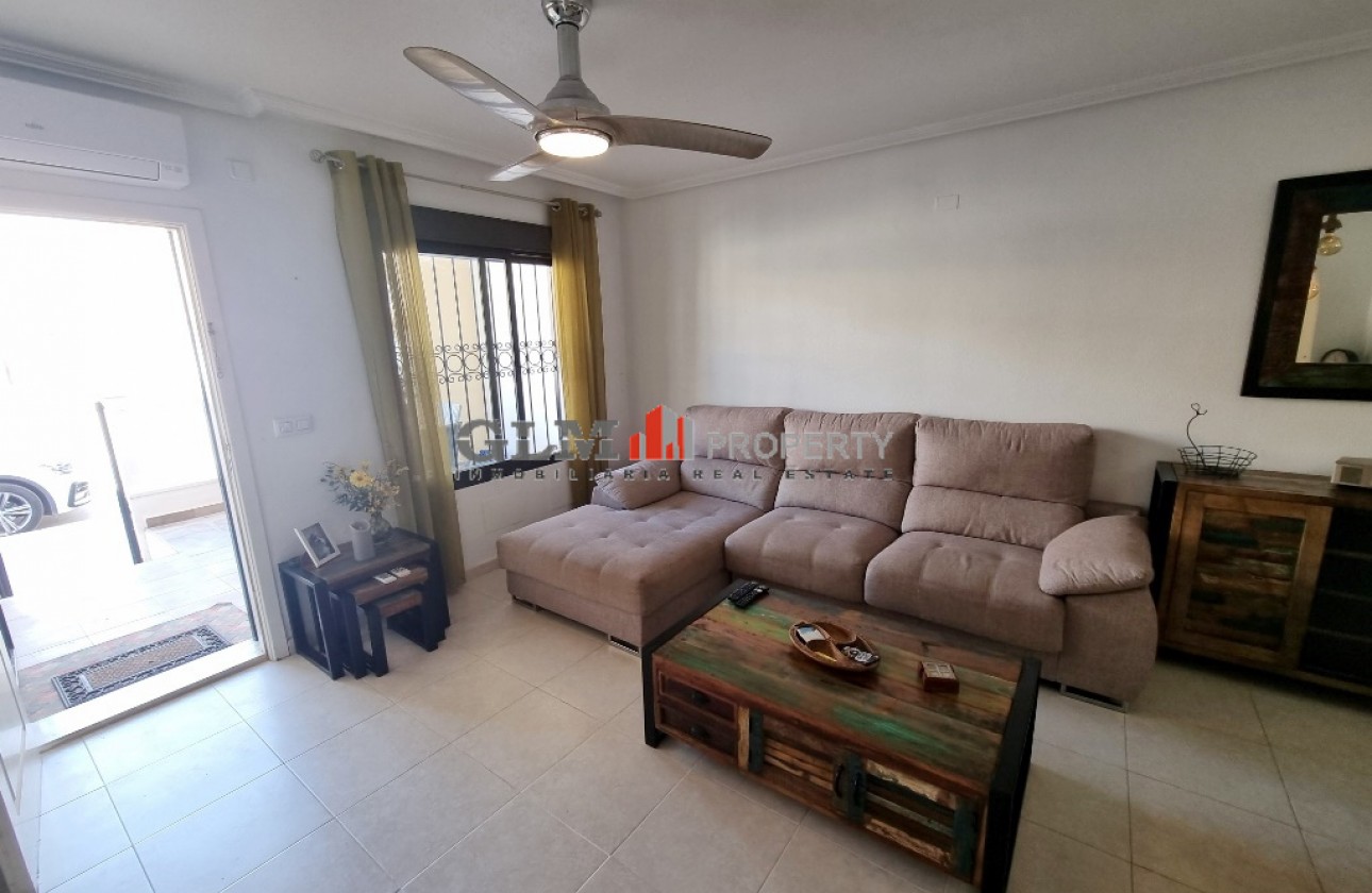Resale - Apartment - Los Alcázares - Playa III
